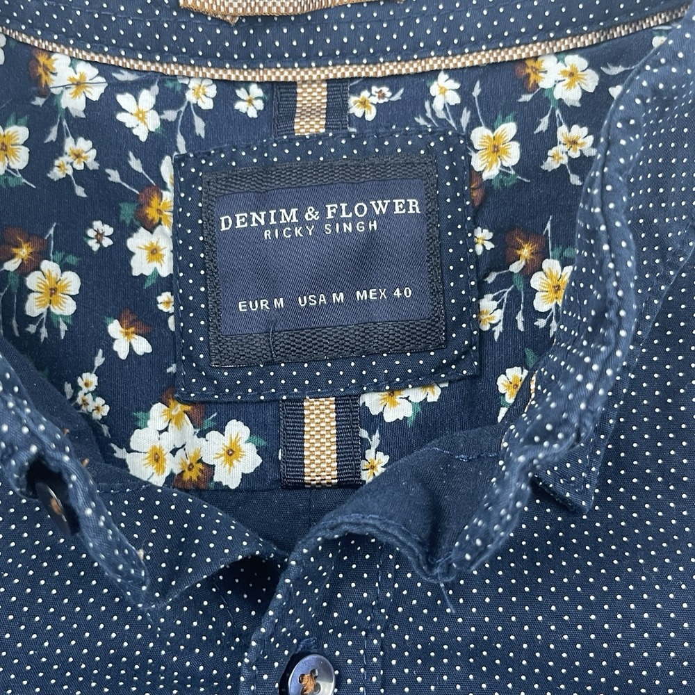 Denim & Flower Men's blue pattern shirt with accents Size Medium